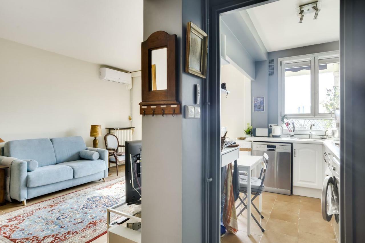 Charming Apartment With Terrace By Weekome Paris Eksteriør bilde